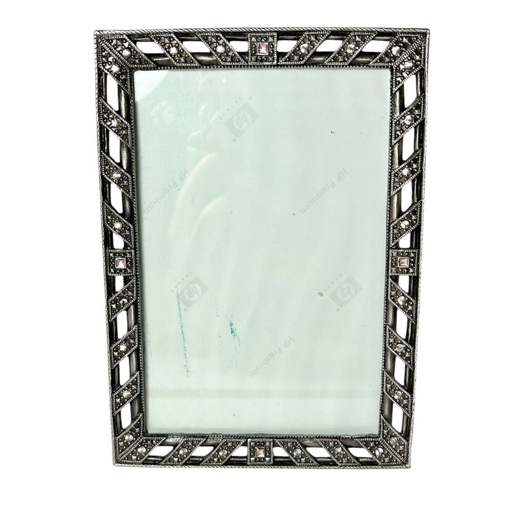 Vintage Metal Filigree Art Deco Rhinestone Photo Frame Leaves 4X6 Ornate Border